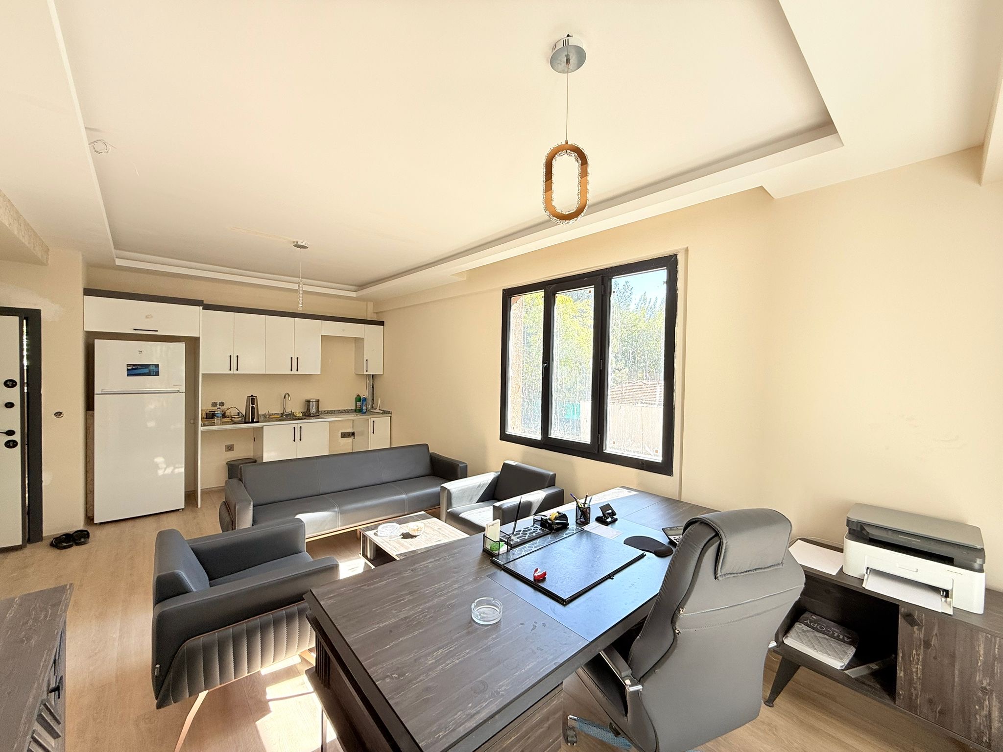 Kaya emlaktan ofis semtinde 1+1 fırsat daireler